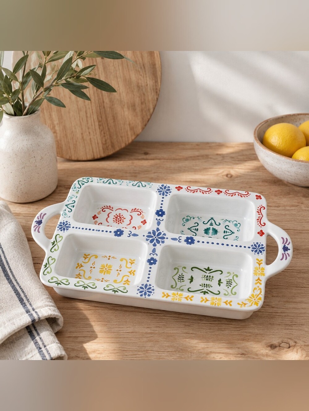 Nordic Ware Ceramic Collection 4-Section Mini Loaf Baker – Scandinavian Folk Des